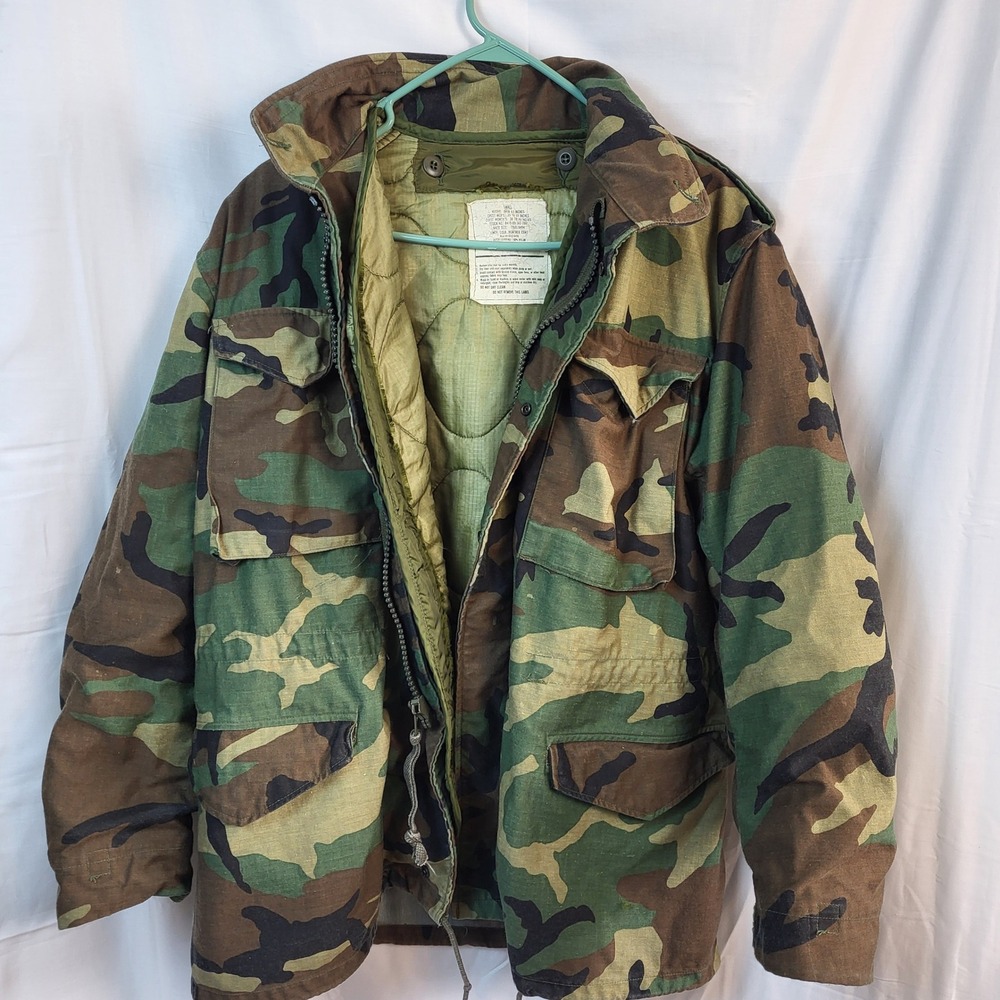 US Military M-65 Field Jacket Woodland Camo Medium Regular 1987 w/ Liner M65